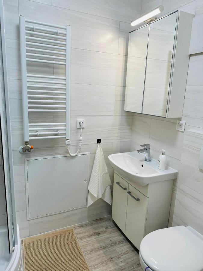 Palace Quarter 1 Peaceful Modern Central Top Floor Apartment Budapest Exteriör bild