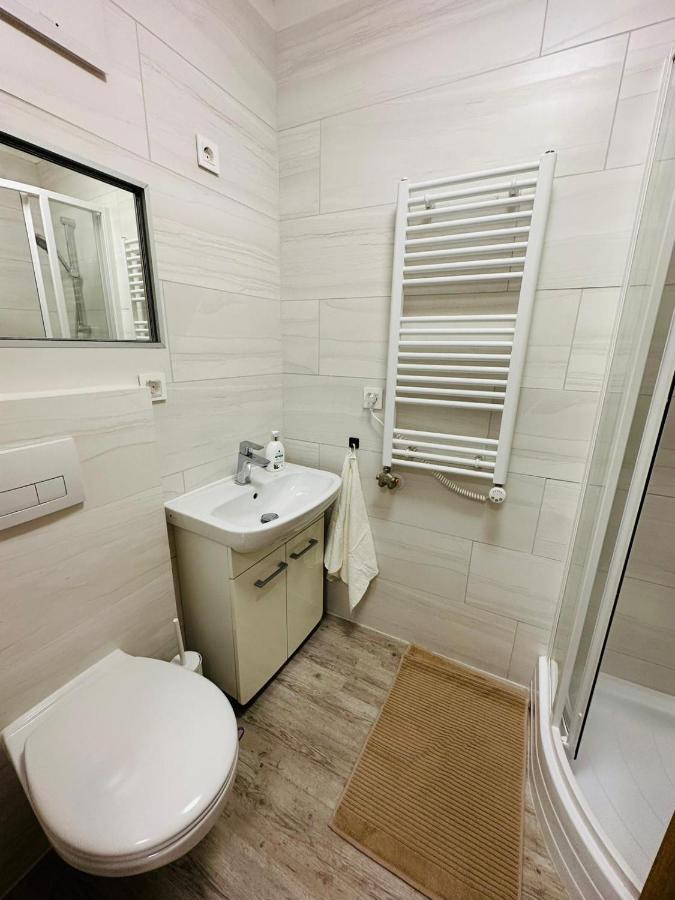 Palace Quarter 1 Peaceful Modern Central Top Floor Apartment Budapest Exteriör bild